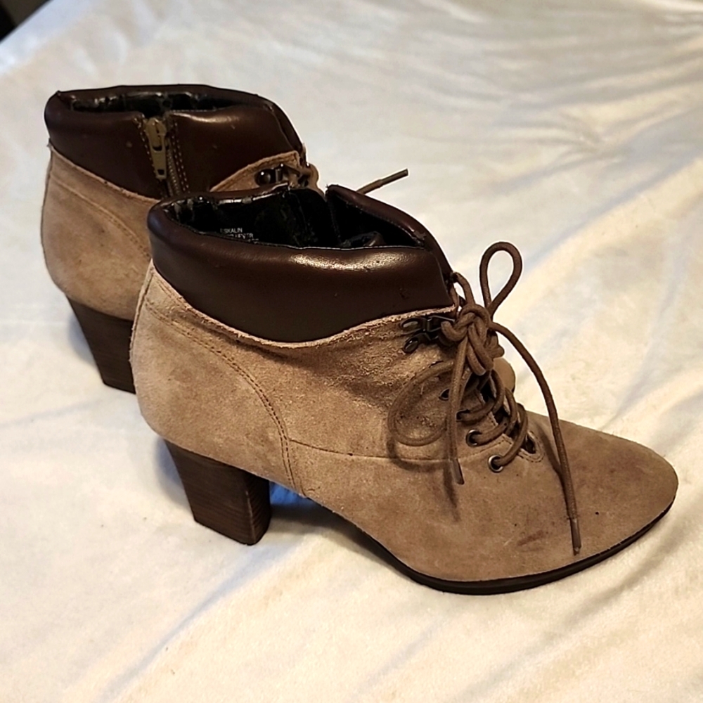 FREE with $10+ Purchase. EASY SPIRIT BOOTIE